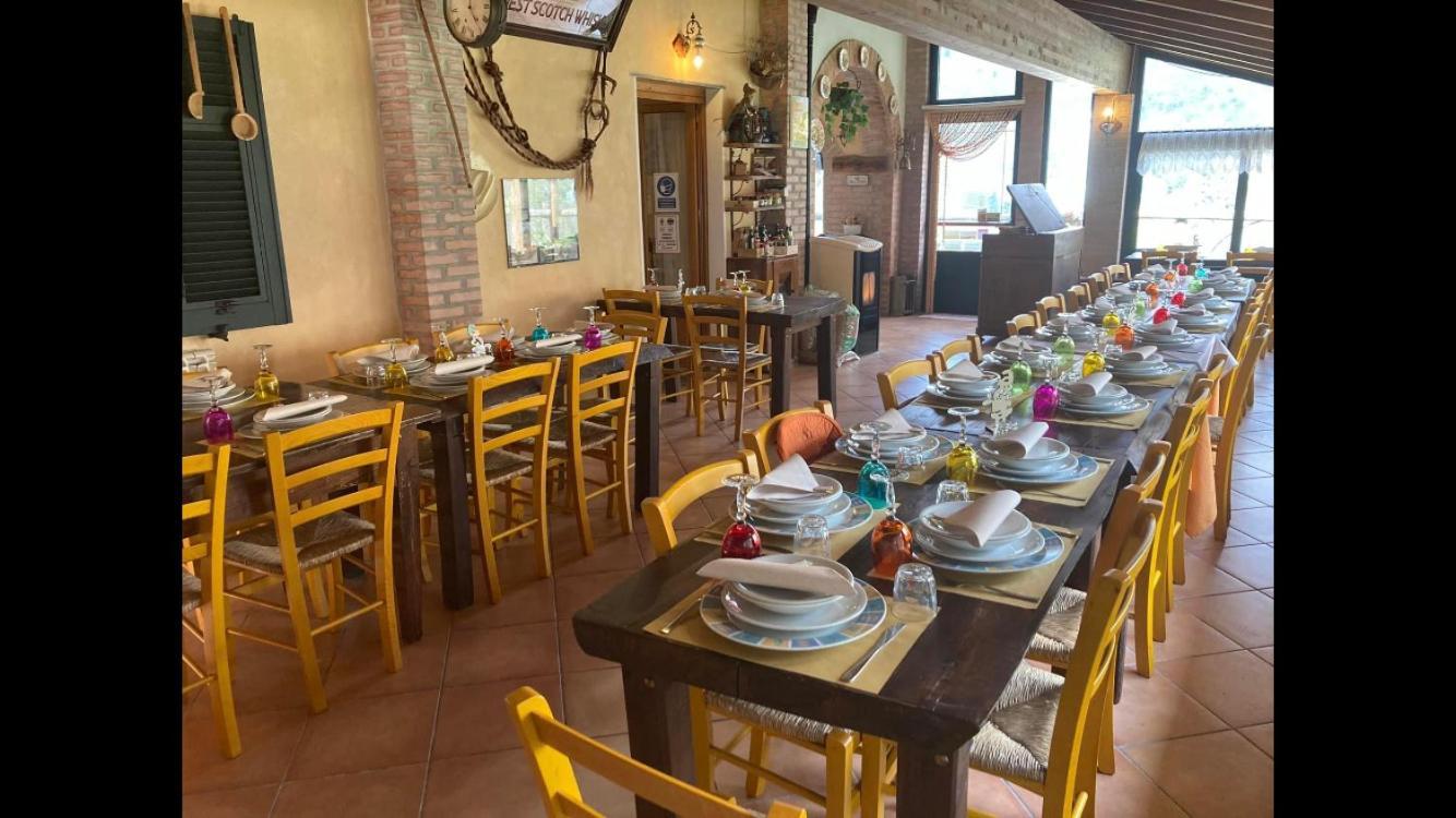 Agriturismo La Taverna Del Nonno Borzonasca 外观 照片
